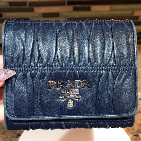 PRADA Gathered Lambskin Leather Trifold Wallet πππ₯ - Picture 13 of 17
